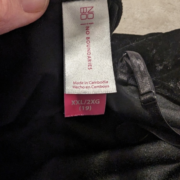 ✨3/$15✨ No Boundaries Women's Tank Top - Picture 7 of 9